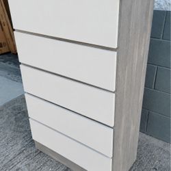 Tall Dressers - Gaveteros 