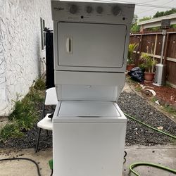 Duple washer and electric dryer whirlpool