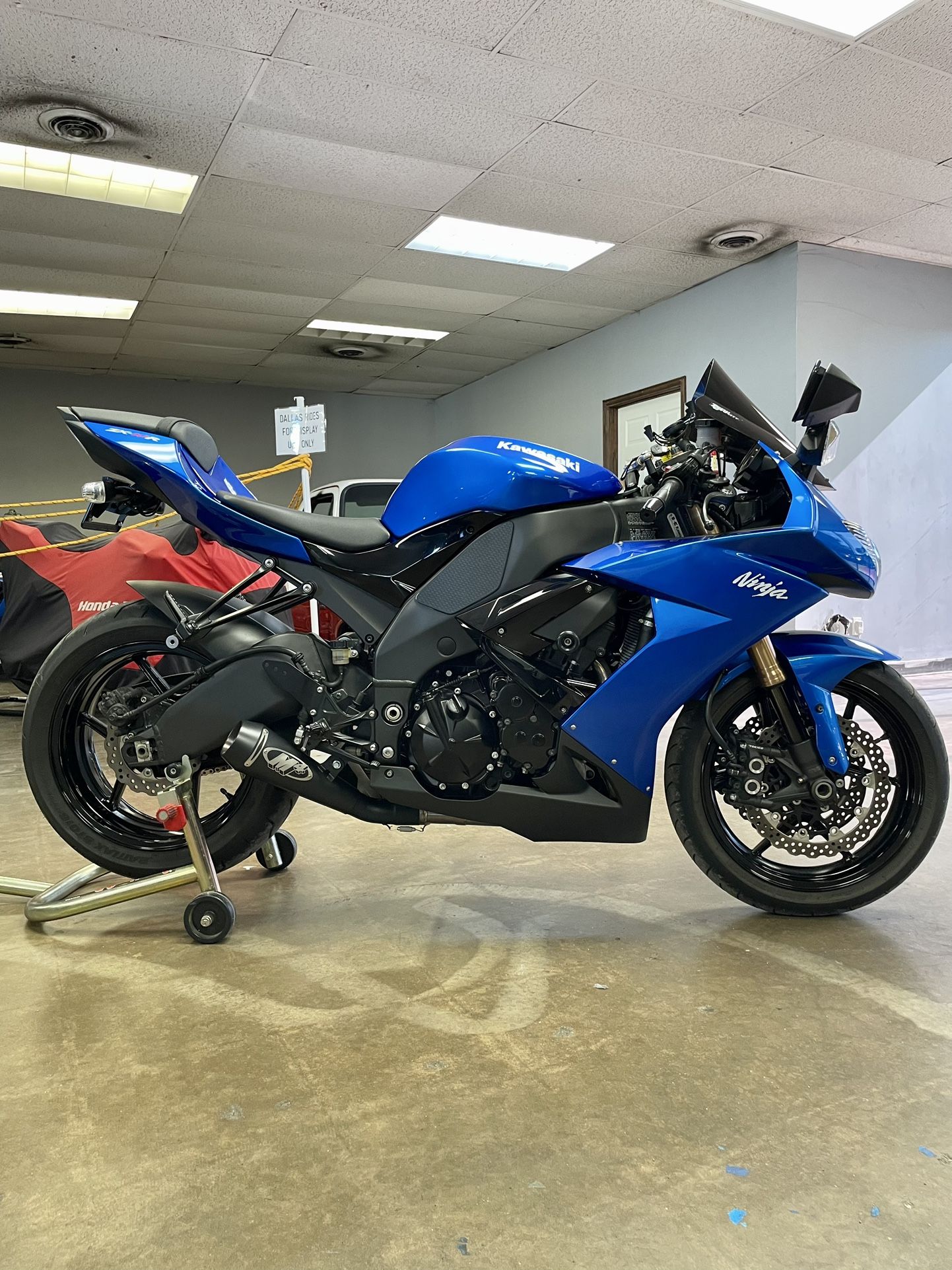 2008 Kawasaki ZX10R for Sale in Dallas, TX - OfferUp