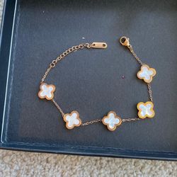 Bracelet 