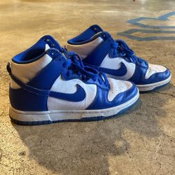 Blue Nike Dunks 