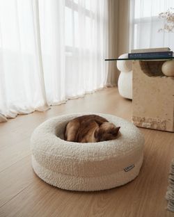 Cat Street The Bungalow Bed - Milk