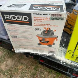 RIDGID 9 Gallon 4.25 Peak HP NXT Shop Vacuum Wet Dry Vac with General Debris Filter, Locking Hose and Accessory Attachments