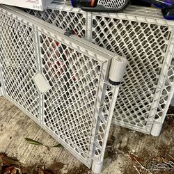 Toddleroo Extra Wide Baby Gate 6 Panel Playpen - $50 OBO