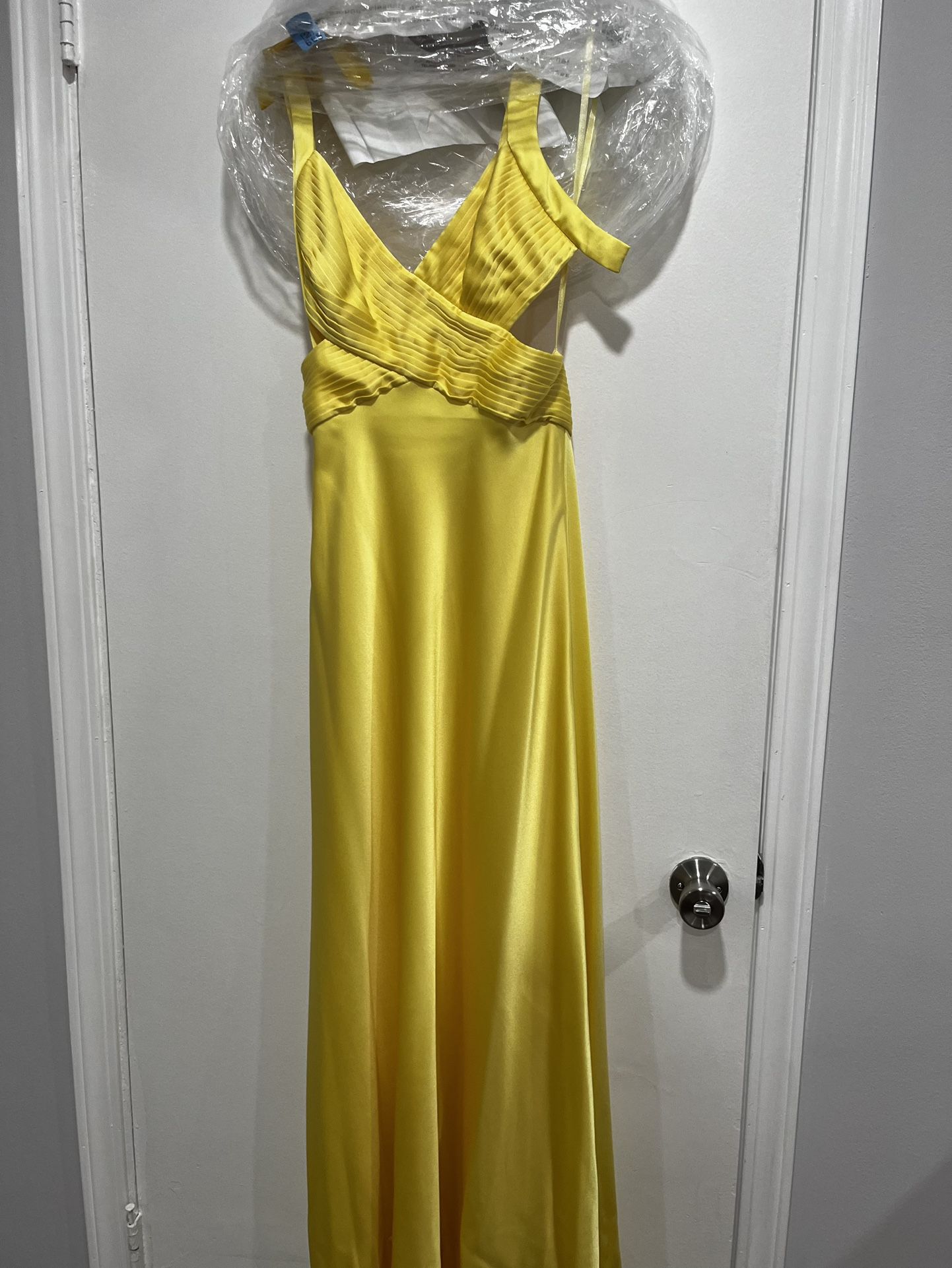 Yellow Satin Gown/Prom Dress BCBGMaxAzria 