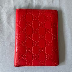 Vintage Women’s Red Leather Gucci Wallet