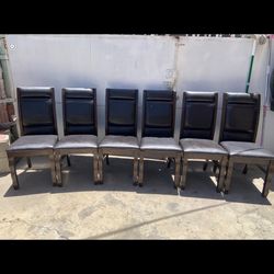 6 Chairs 