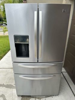 Refrigerator
