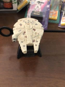 Star Wars 1997 millennium falcon toy