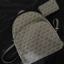 "Michael Kors Backpack Wallet Set - Designer Bag - MK Purse