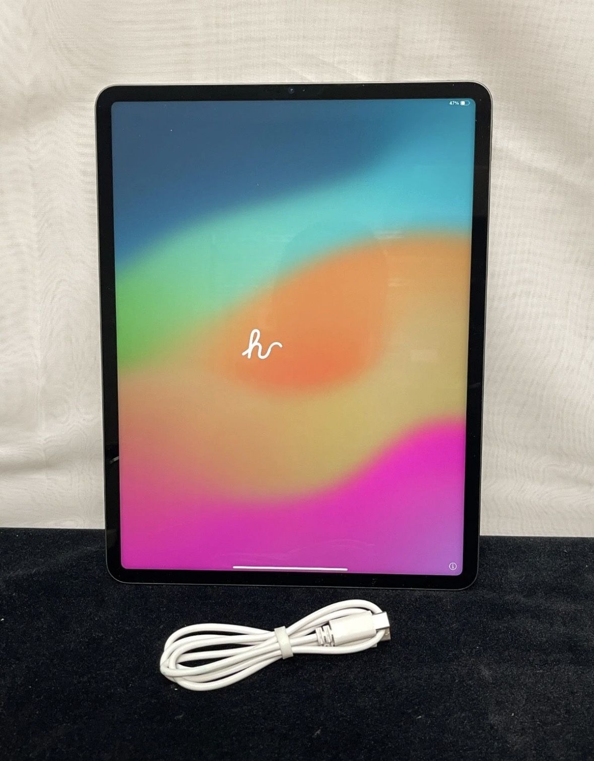 Apple iPad Pro 5th Generation Space Gray 1TB Storage Bluetooth Wi-Fi Tablet