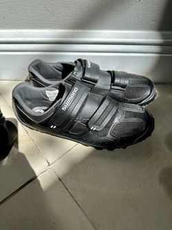 2 PAIRS CYCLING SHOES SIZE 43 Size 8