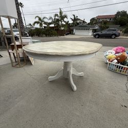 Dining Room Table 