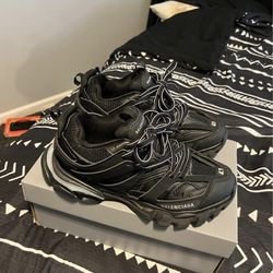 Balenciaga tracks