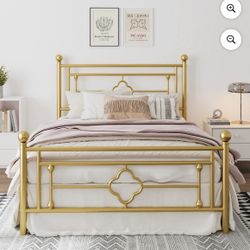 Queen Bed Frame With Mattress 