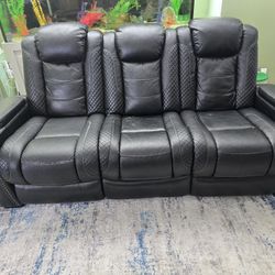 Leather sofa recliner black