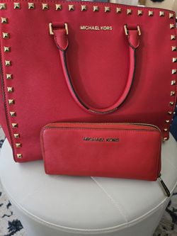Michael Kors Tote and matching Wallet