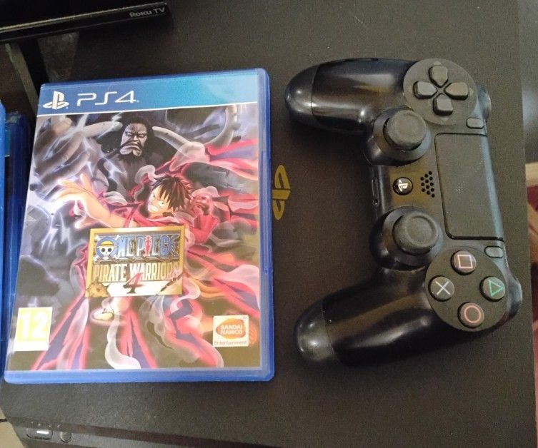 PS4. Comes With 7 Games π
