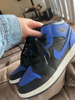 4.5Y Nike