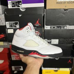 2020 Jordan Fire Red 5s size 11 VNDS