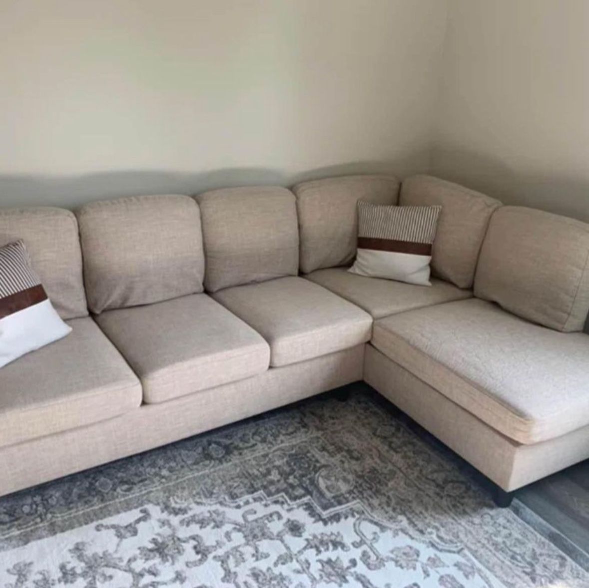 Beige Hiller 95” 2pc RAF Chaise Sectional Sofa