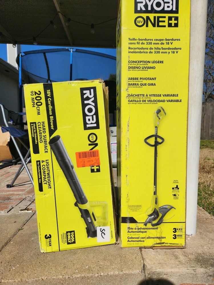 Ryobi One+ Combo. Trimmer Blower Battery