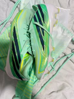 Adidas hyper fast elites bag included