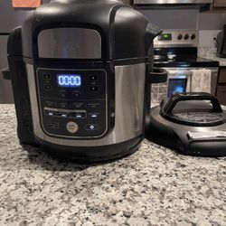 Ninja eight and one pressure cooker