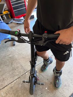 Electric scooter