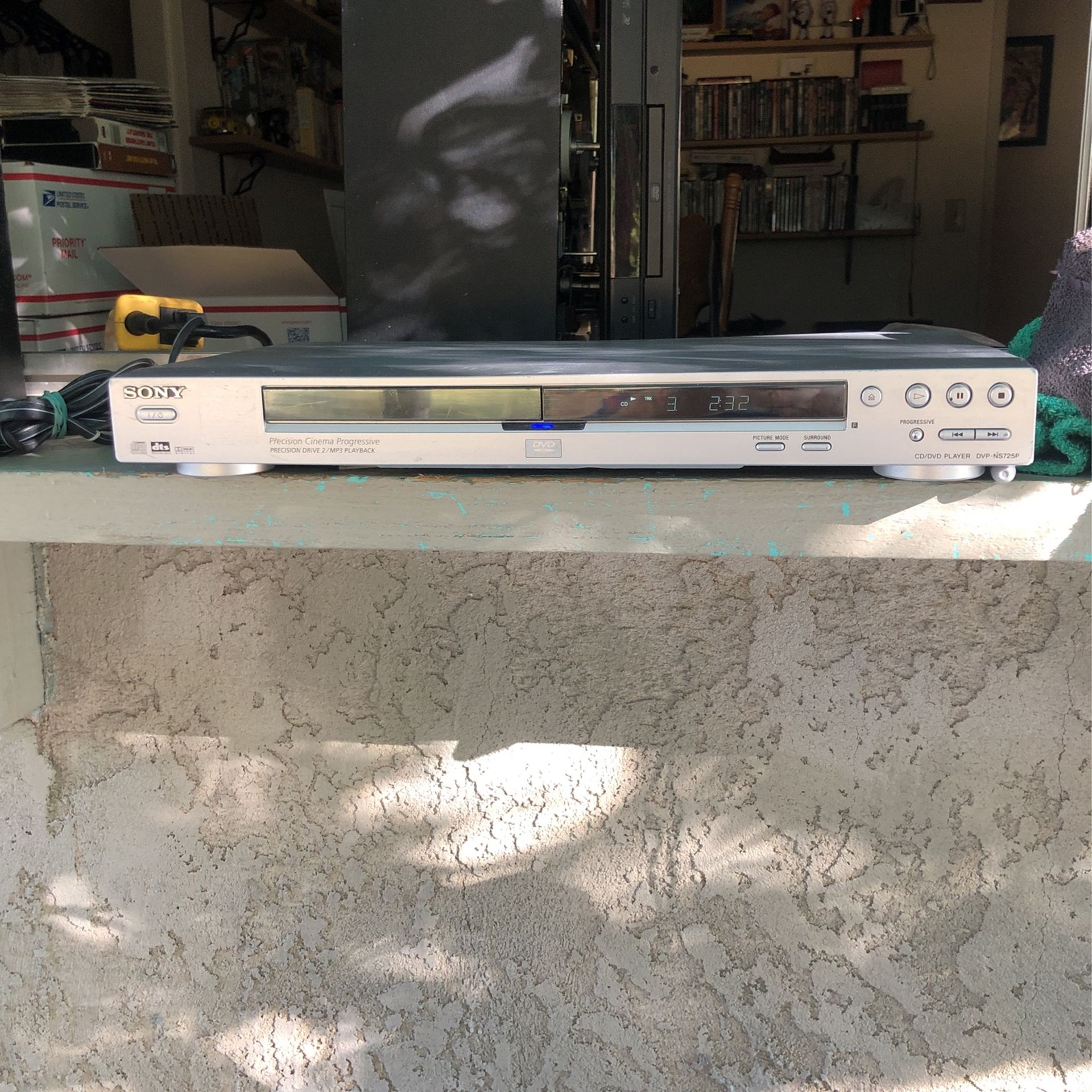 Sony CD/DVD DVP-NS725P