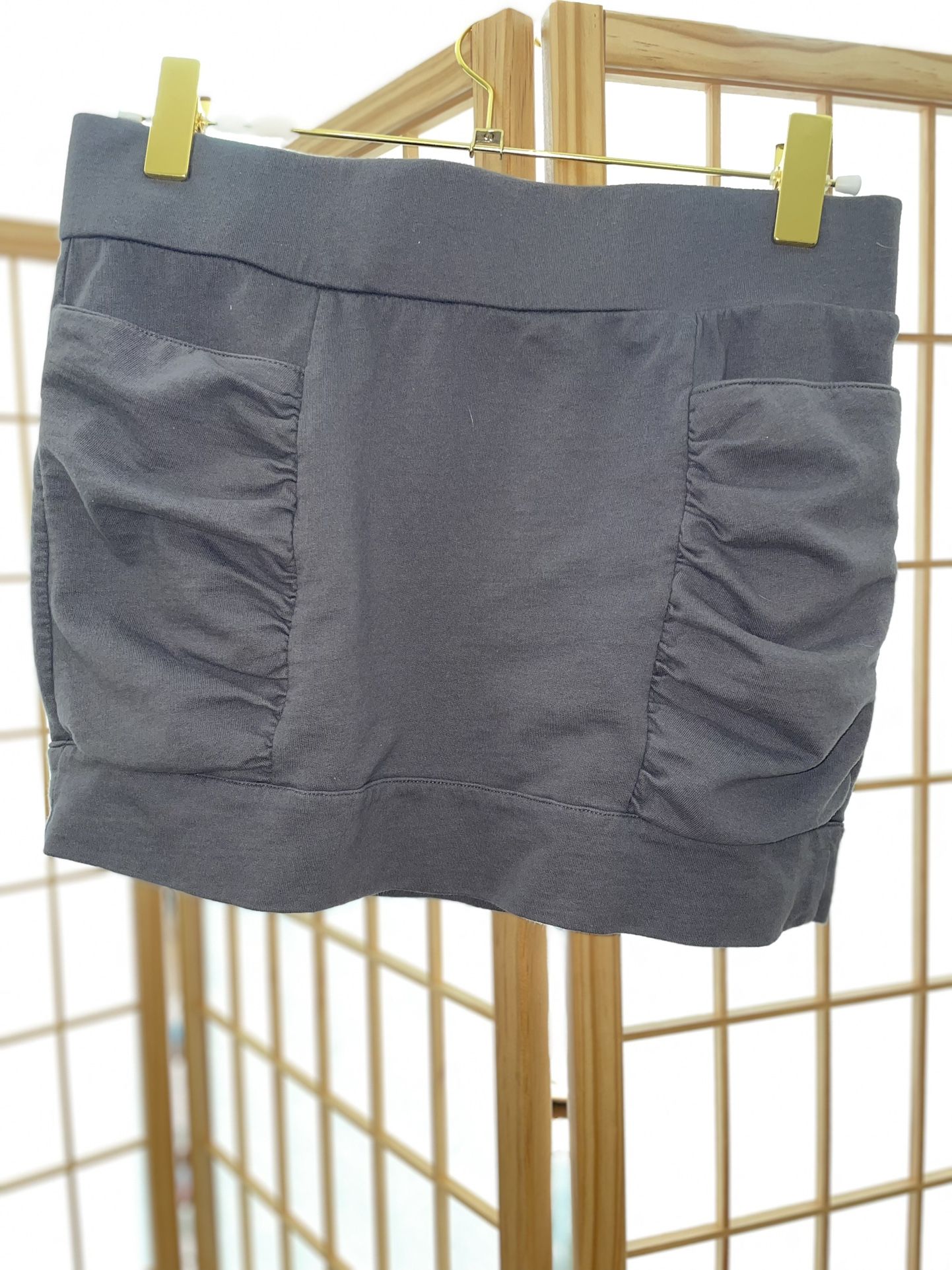 Women’s perfectly cute Gray Skirt, Mini Skirt