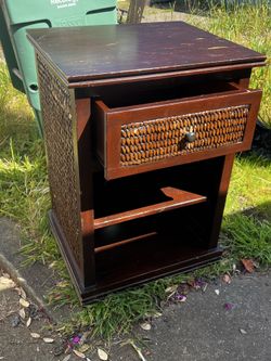 Night stand