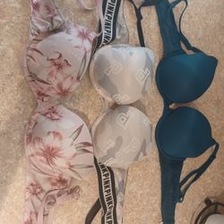 Victoria Secret - Pink Bras -34B