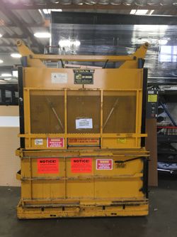 Cardboard Baler / compactor