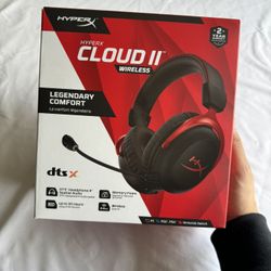 HyperX CloudII Wireless Gaming Headset 