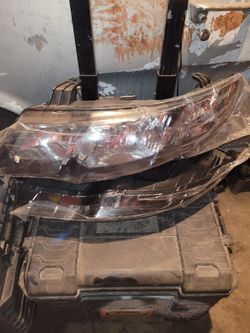 2012 Kia Forte Headlights