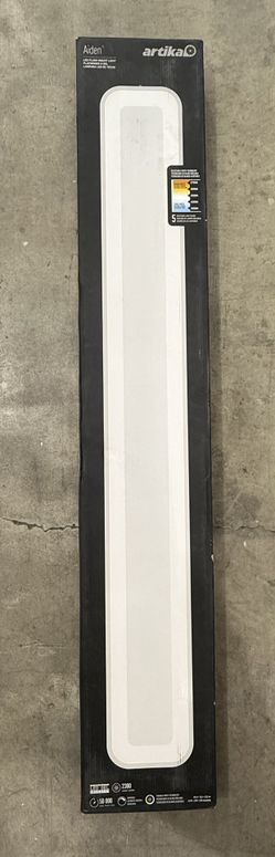 5.98 in. Aiden White LED Flat Panel 30-Watt 5CCT Selectable LED Integrated Linear Flat Panel