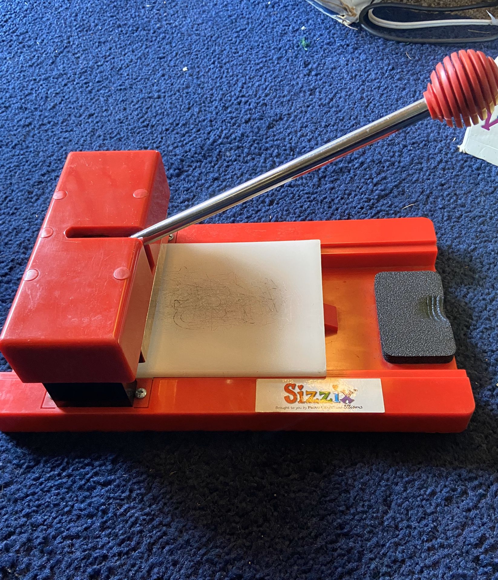 Sizzix die cutter plus box of letters included