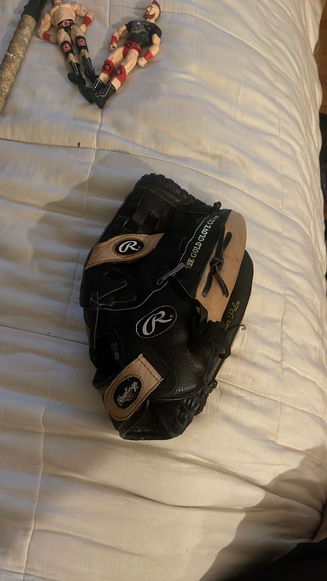 Rawlings Baseball Glove, 13 Inch