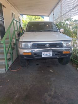 Toyota V6 4 runner not 4 by 4 automatic