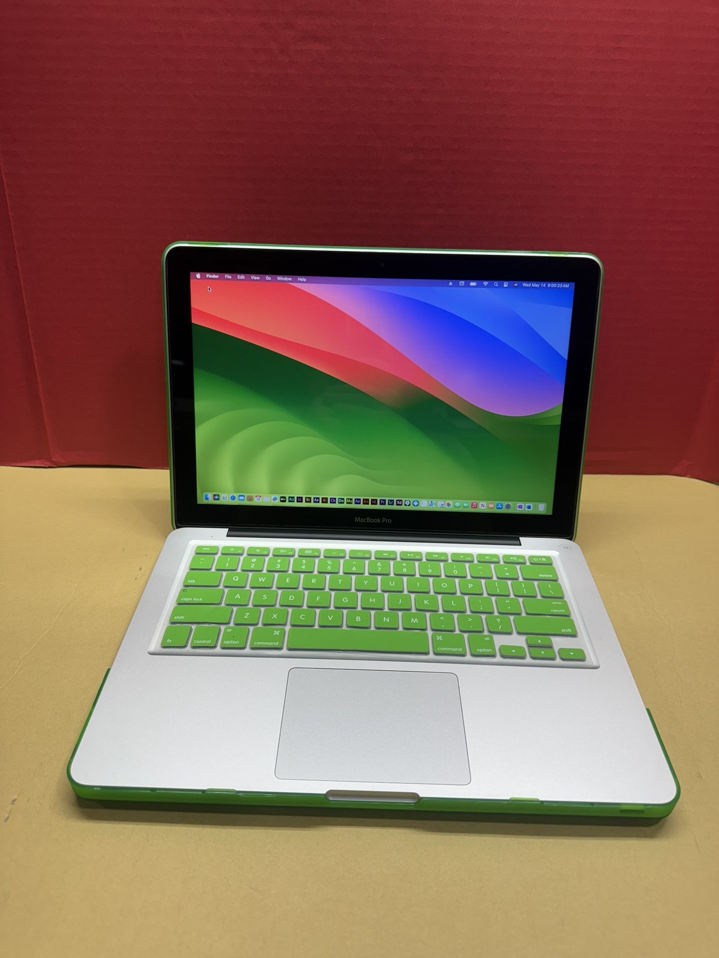 Apple Macbook Pro 13.3” 2.5GHz i5 16GB RAM 256GB SSD Turbo- macOS Sonoma