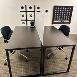 2 Desk And Divider 