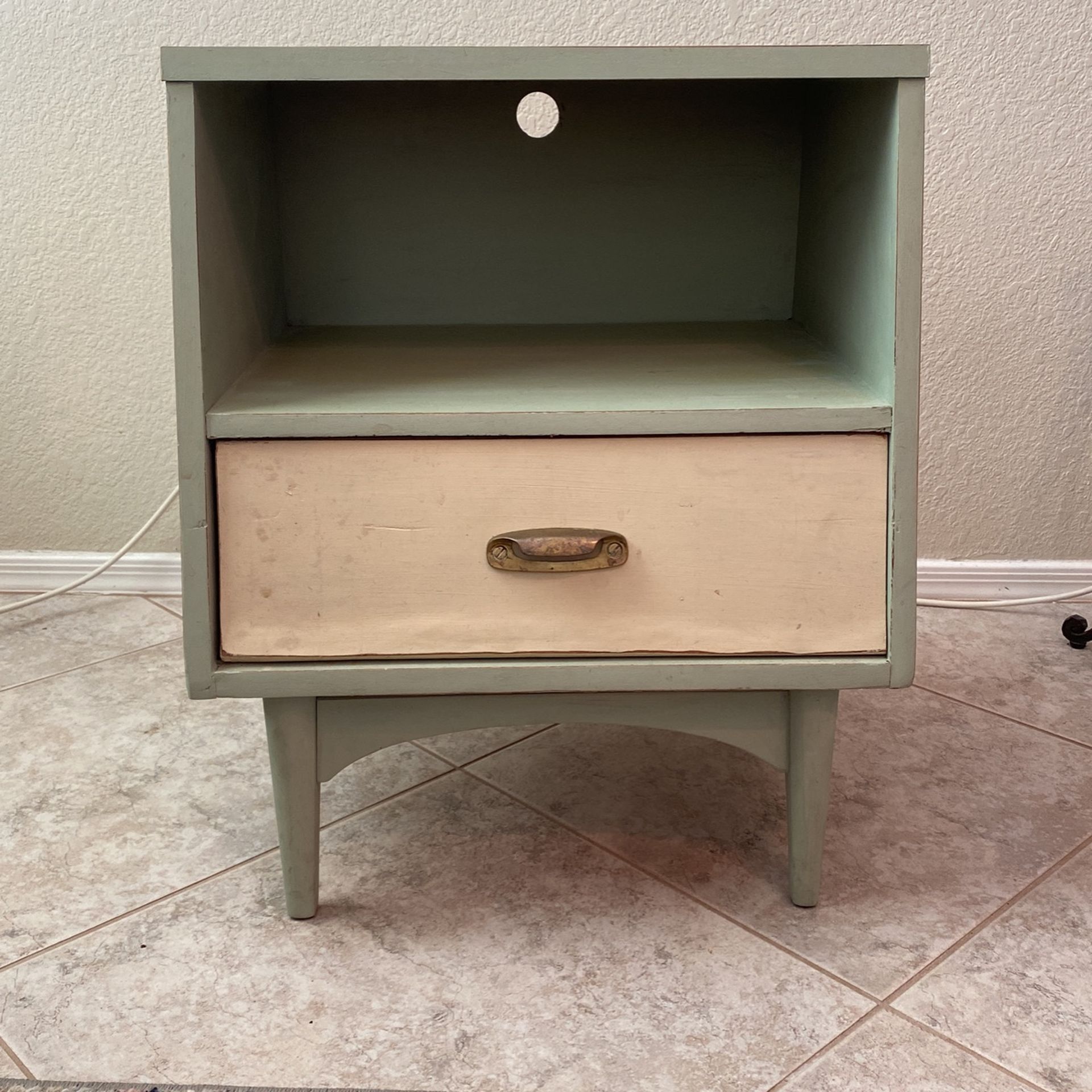 Vintage End Table Kroehler Furniture 