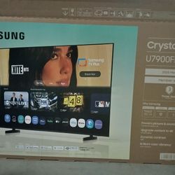 NEW Samsung 55" Flat Screen TV