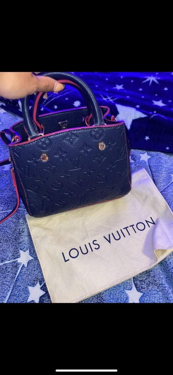 Louis Vuitton Purse
