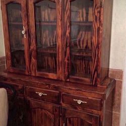 China Cabinet/Buffet