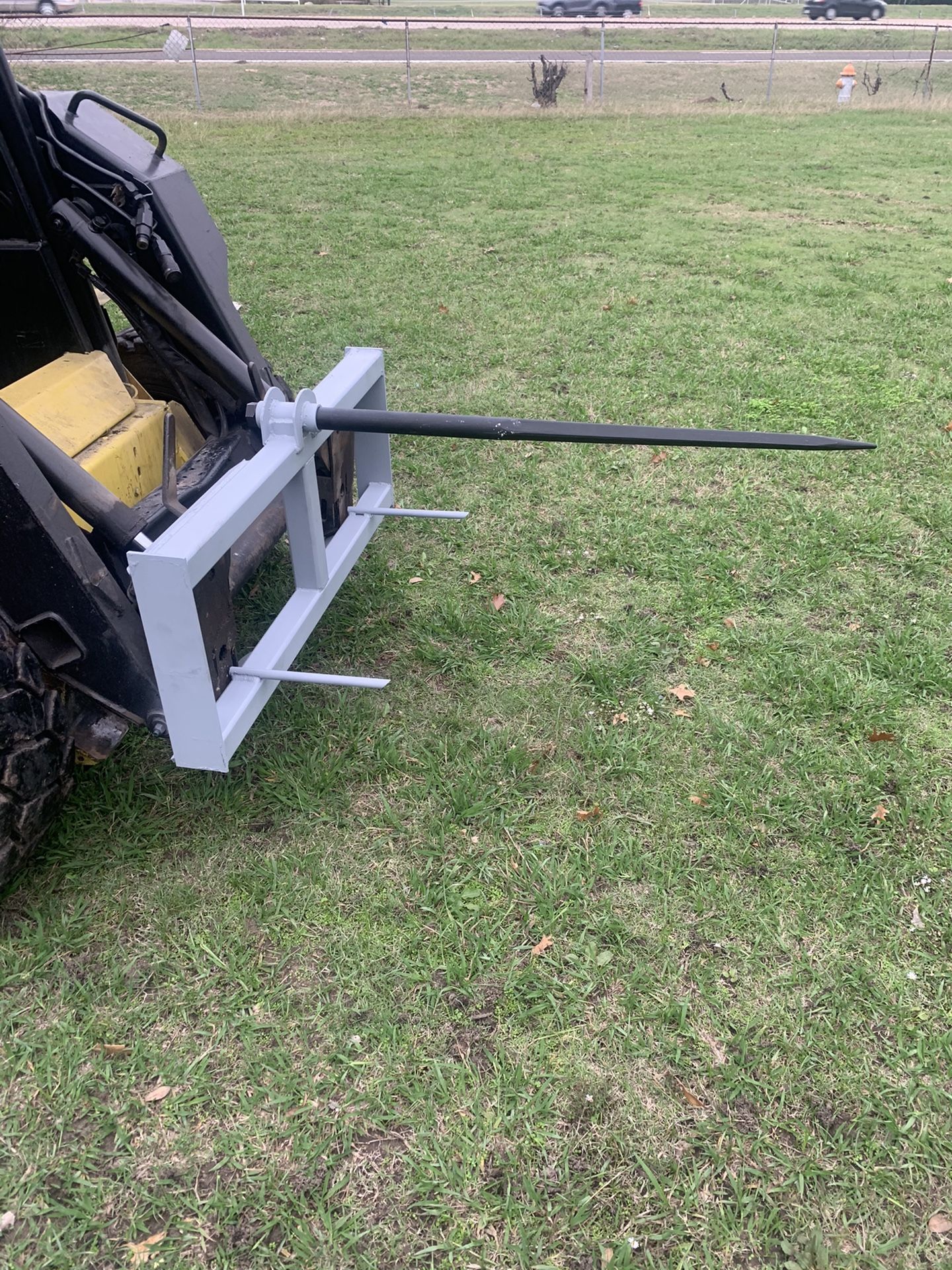 Hay Spike   4500 Lbs Capacity 