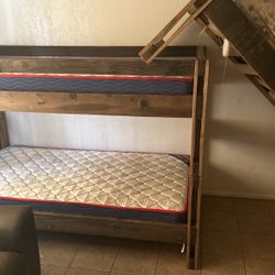 Bunk Bed With Single Twin Bed