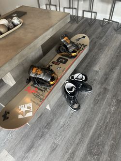 Rome Snowboard/ Bindings/ Boots