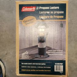 Propane Lantern With Two Mantles